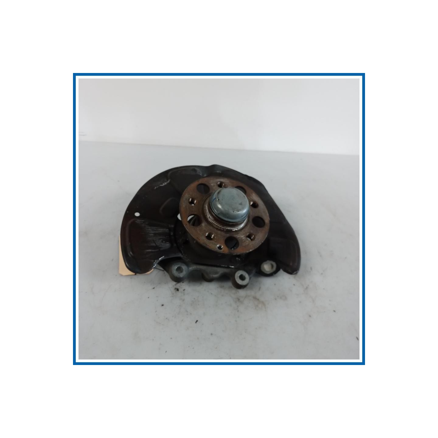 Fusello ruota ant. dx. MERCEDES Classe E W212
