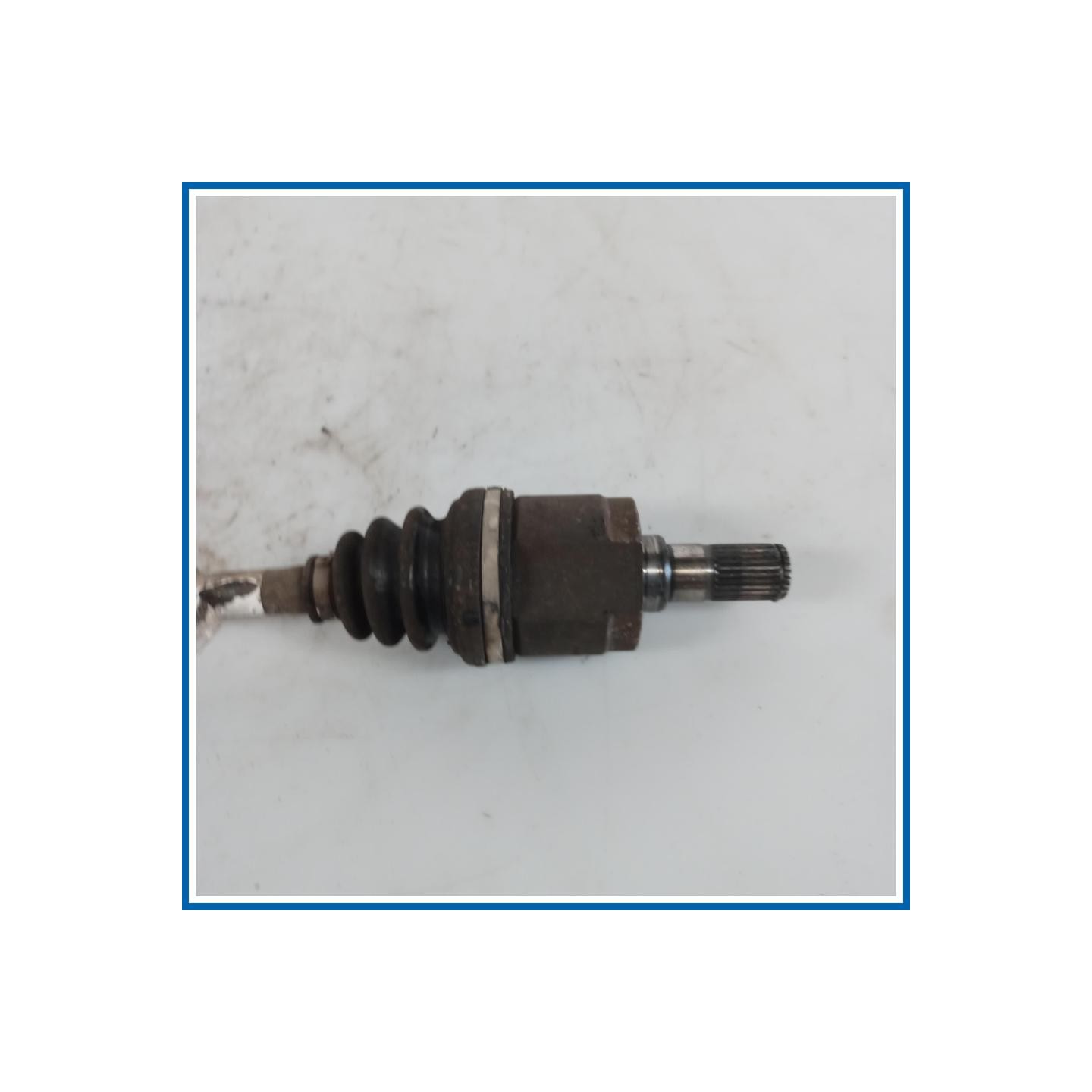 Semiasse ant. sx. KIA Rio III