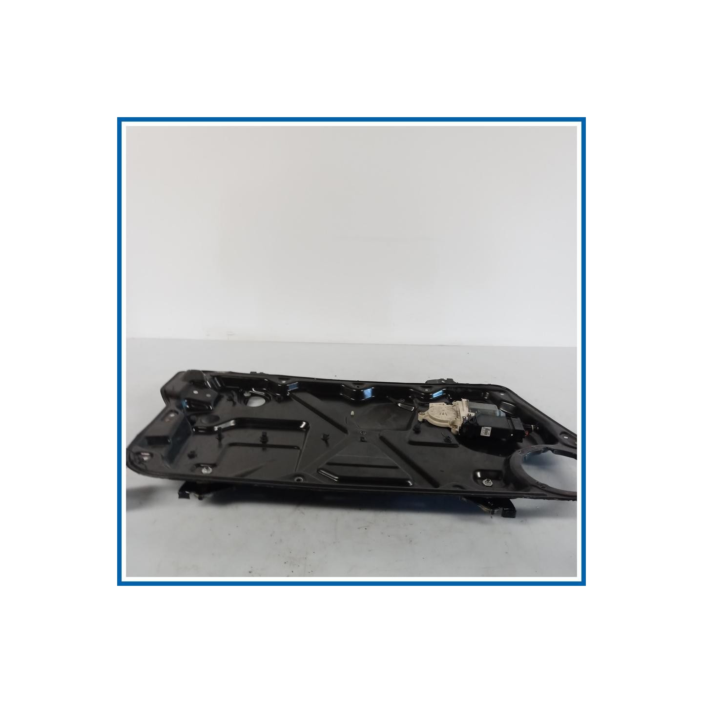 Alzacristallo porta ant. sx. VOLKSWAGEN New Beetle I