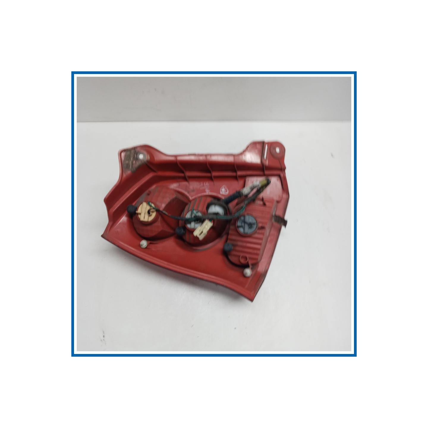 Fanale post. dx. NISSAN Pixo