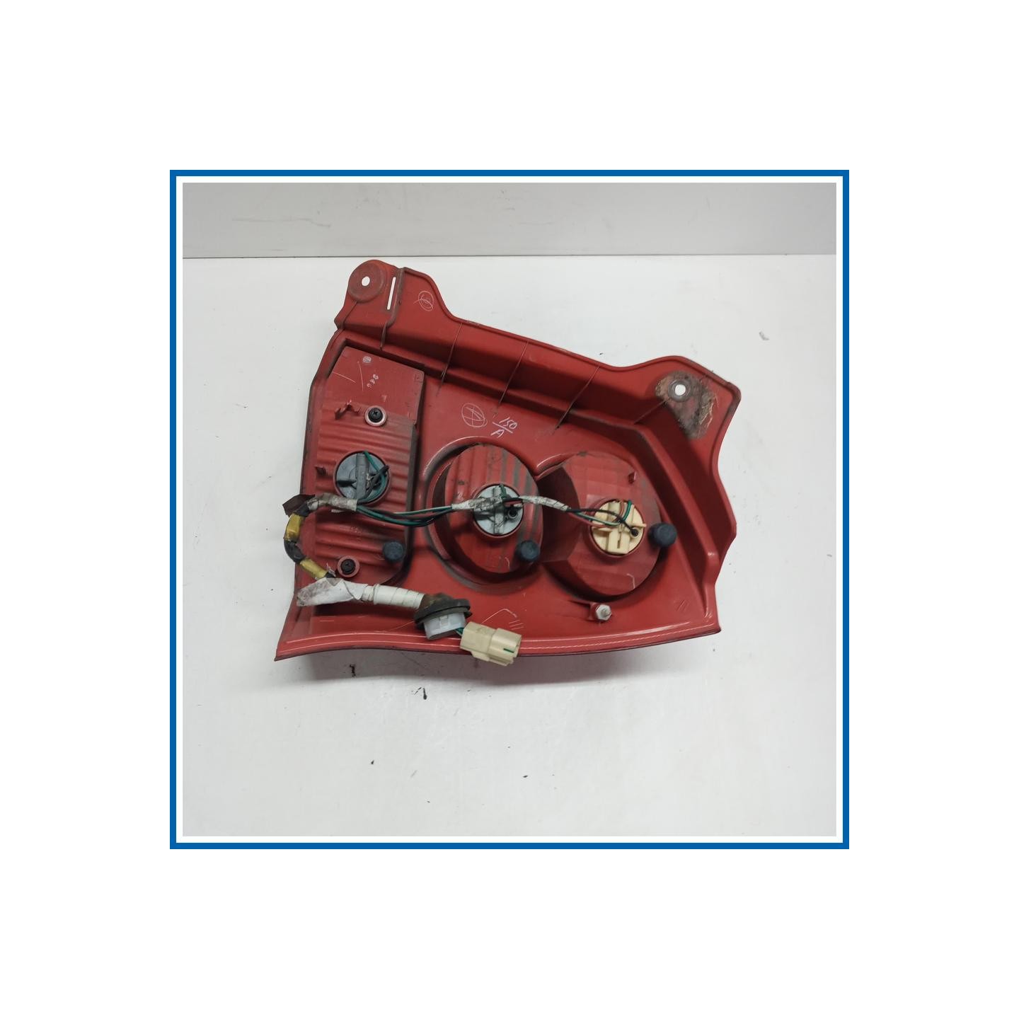 Fanale post. sx. NISSAN Pixo