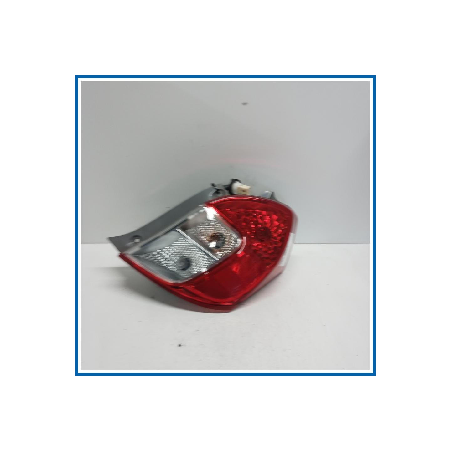 Fanalino post. dx. SUZUKI Celerio