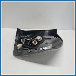 Fanale post. sx. TOYOTA Prius II