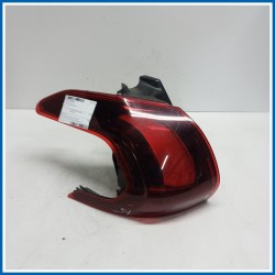 Fanale est. post. sx. PEUGEOT 2008 I