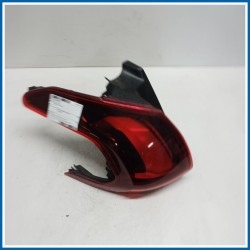 Fanale est. post. sx. PEUGEOT 2008 I
