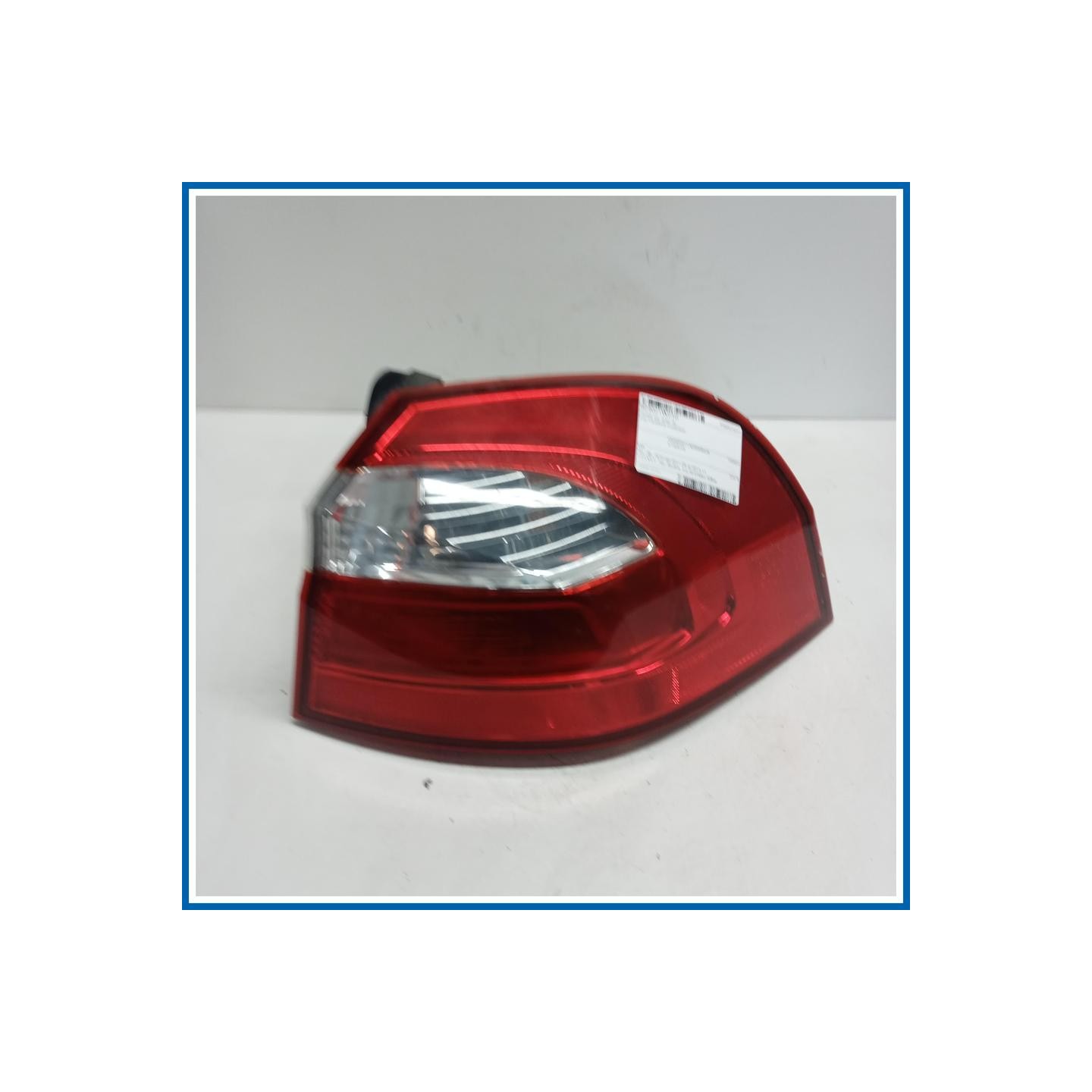 Fanale est. post. dx. KIA Rio III