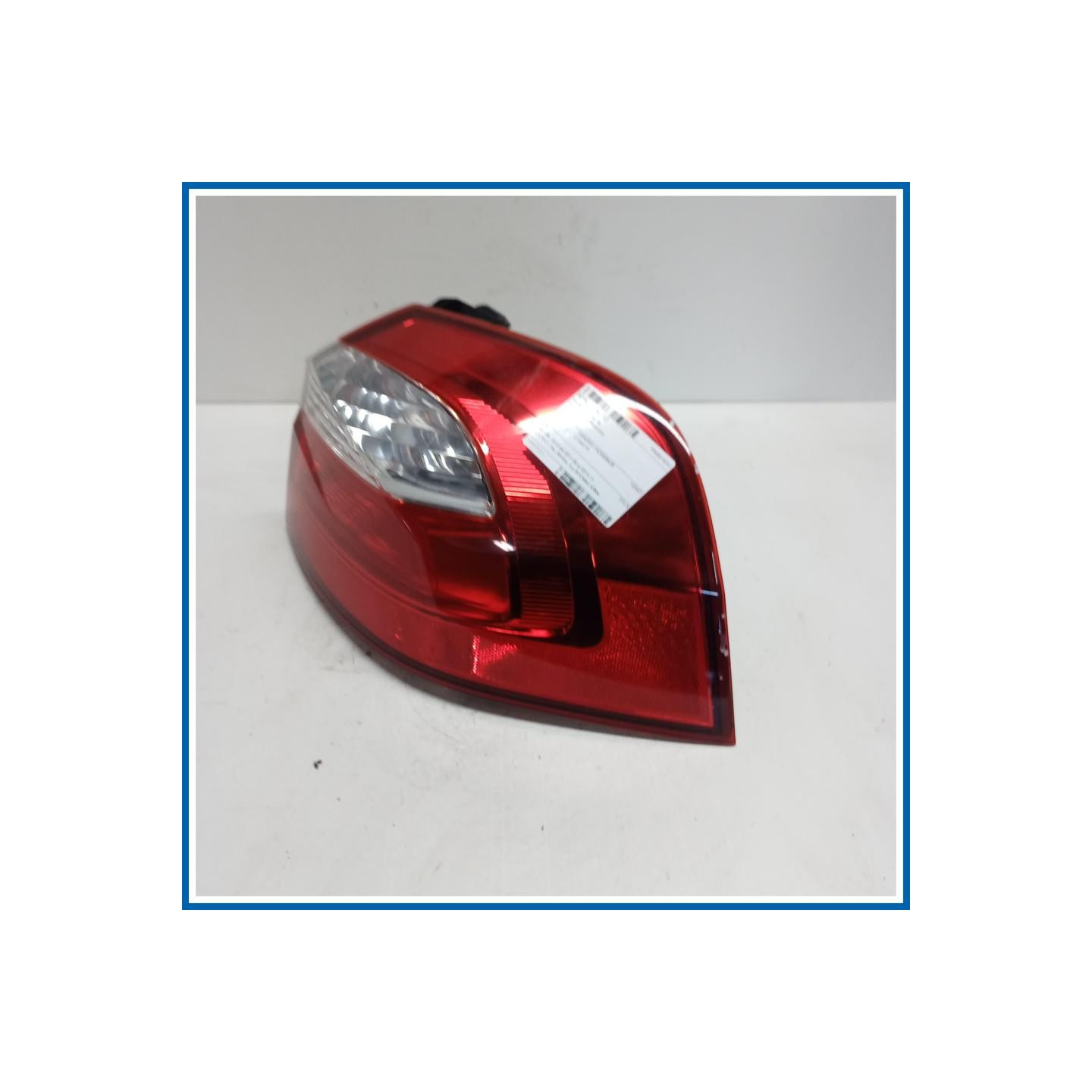 Fanale est. post. dx. KIA Rio III