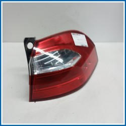 Fanale est. post. dx. KIA Rio III