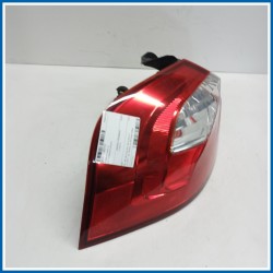 Fanale est. post. sx. KIA Rio III