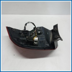 Fanale est. post. sx. KIA Rio III