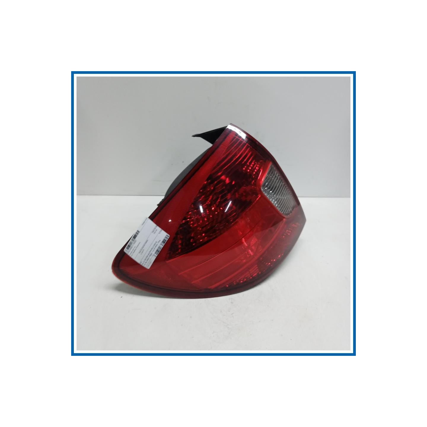 Fanale post. sx. KIA Rio I SW