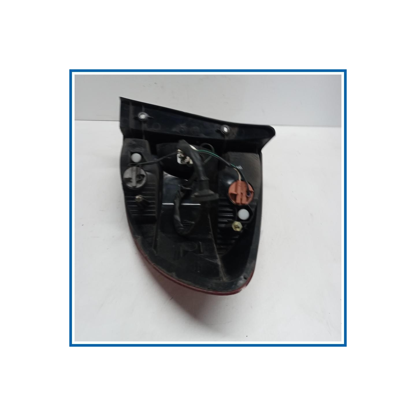 Fanale post. sx. KIA Rio I SW