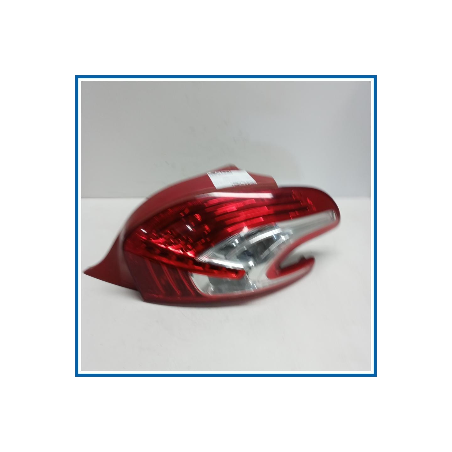 Fanale post. dx. PEUGEOT 208 I