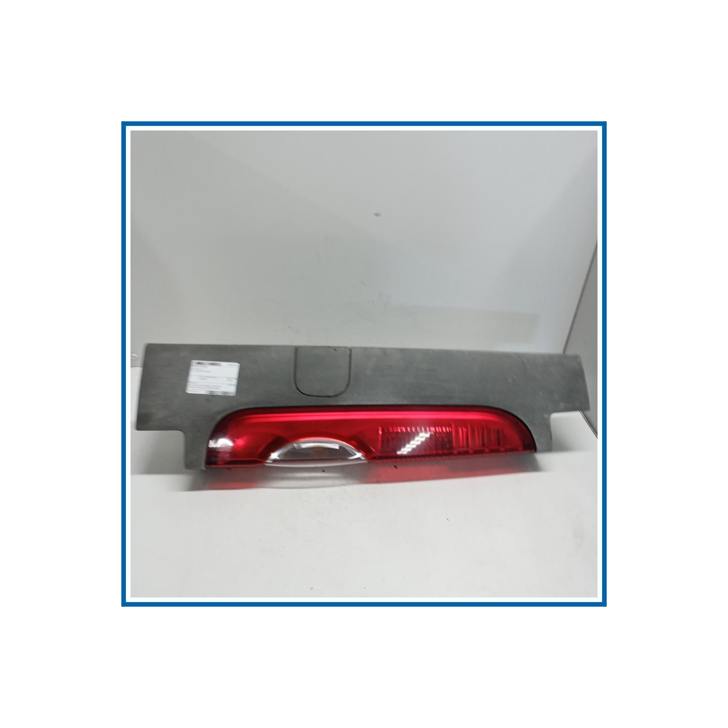 Fanale post. sx. RENAULT Trafic III