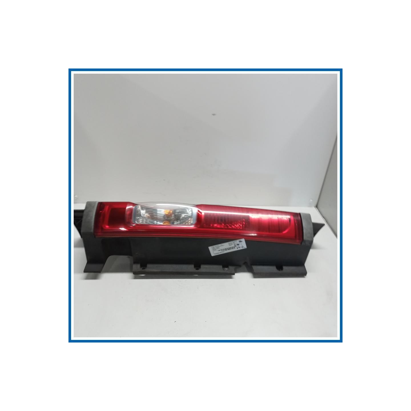 Fanale post. sx. RENAULT Trafic III