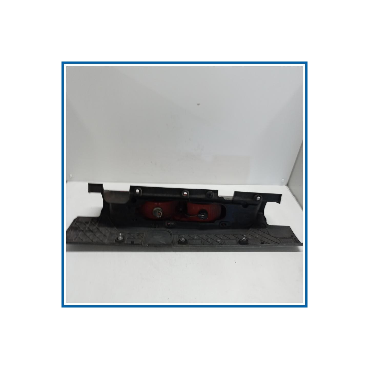 Fanale post. sx. RENAULT Trafic III