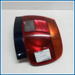 Fanale post. dx. AUDI A4 8D2