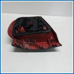 Fanale post. dx. AUDI A4 8D2