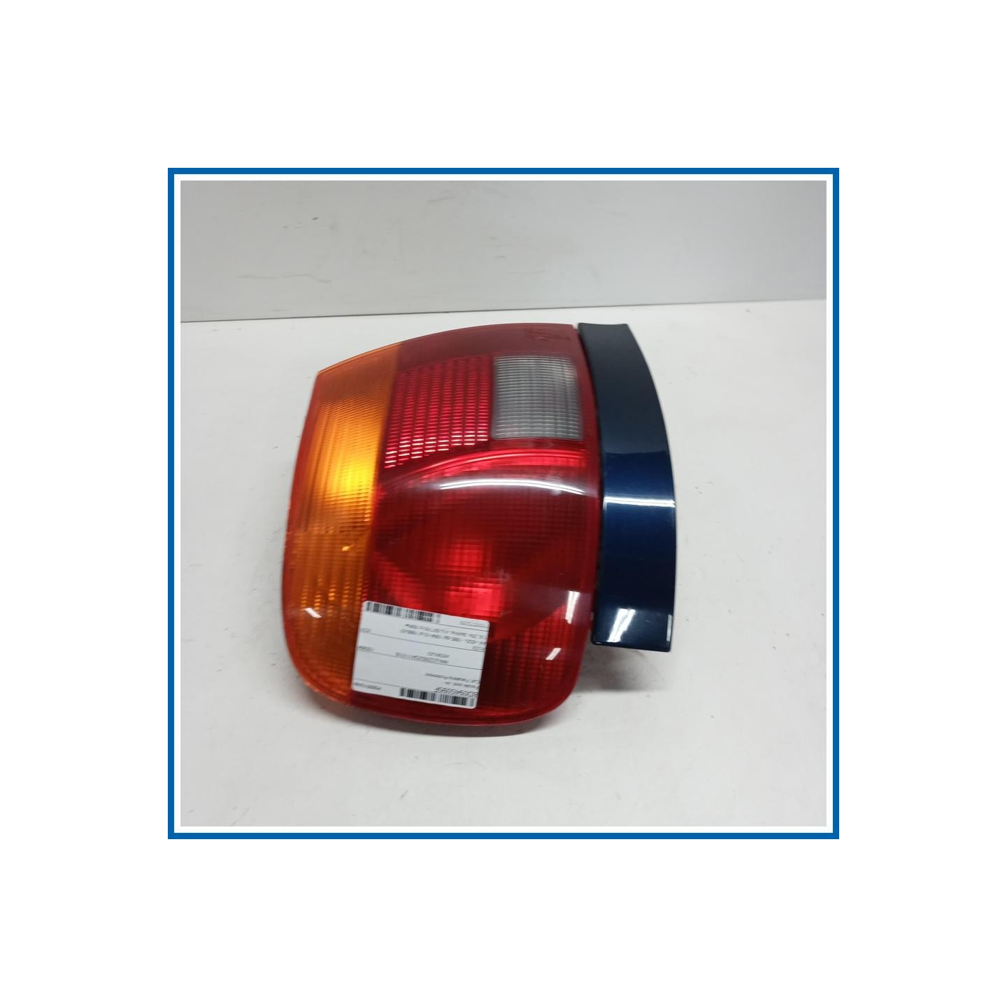 Fanale post. sx. AUDI A4 8D2