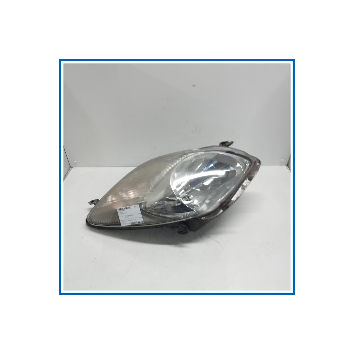 Proiettore ant. dx. TOYOTA Yaris (France ) III