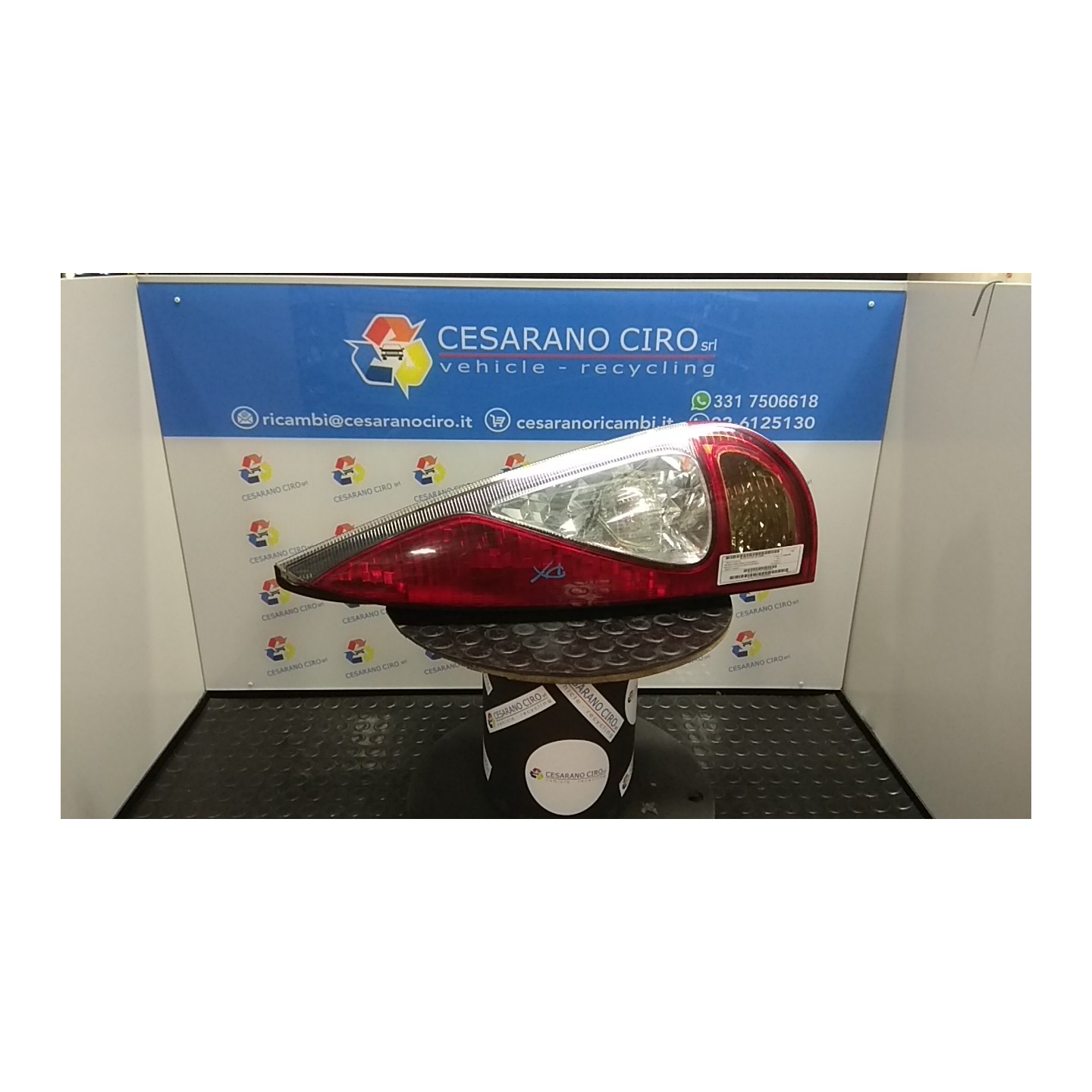 FANALE POST. DX. 067 TOYOTA YARIS VERSO (01/03-06/07) 1NDTV 8155052350