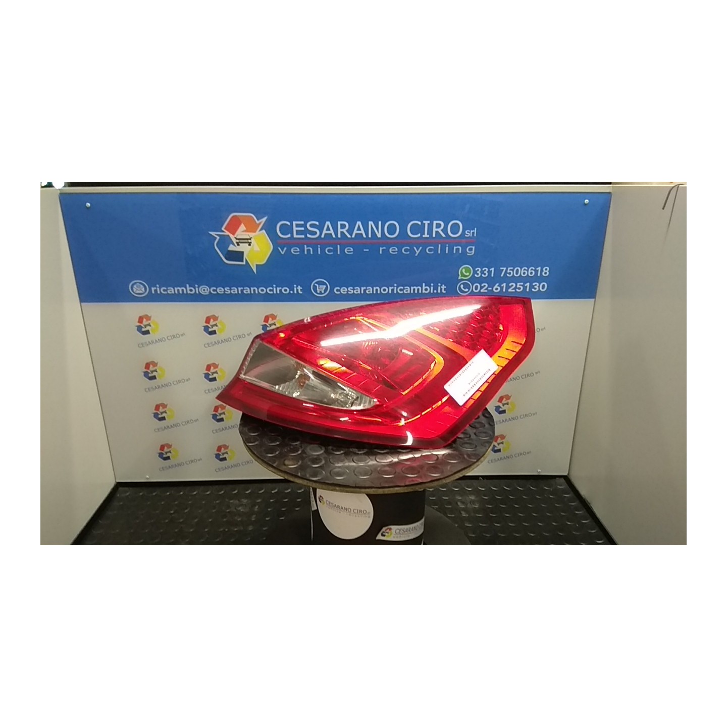 FANALE POST. DX. 075 FORD FIESTA (CB1) (09/08-10/13) SNJA 1709552