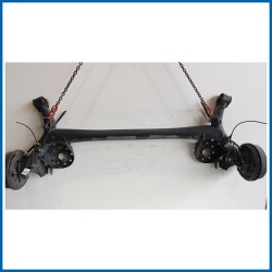 Assale post. TOYOTA Yaris IV