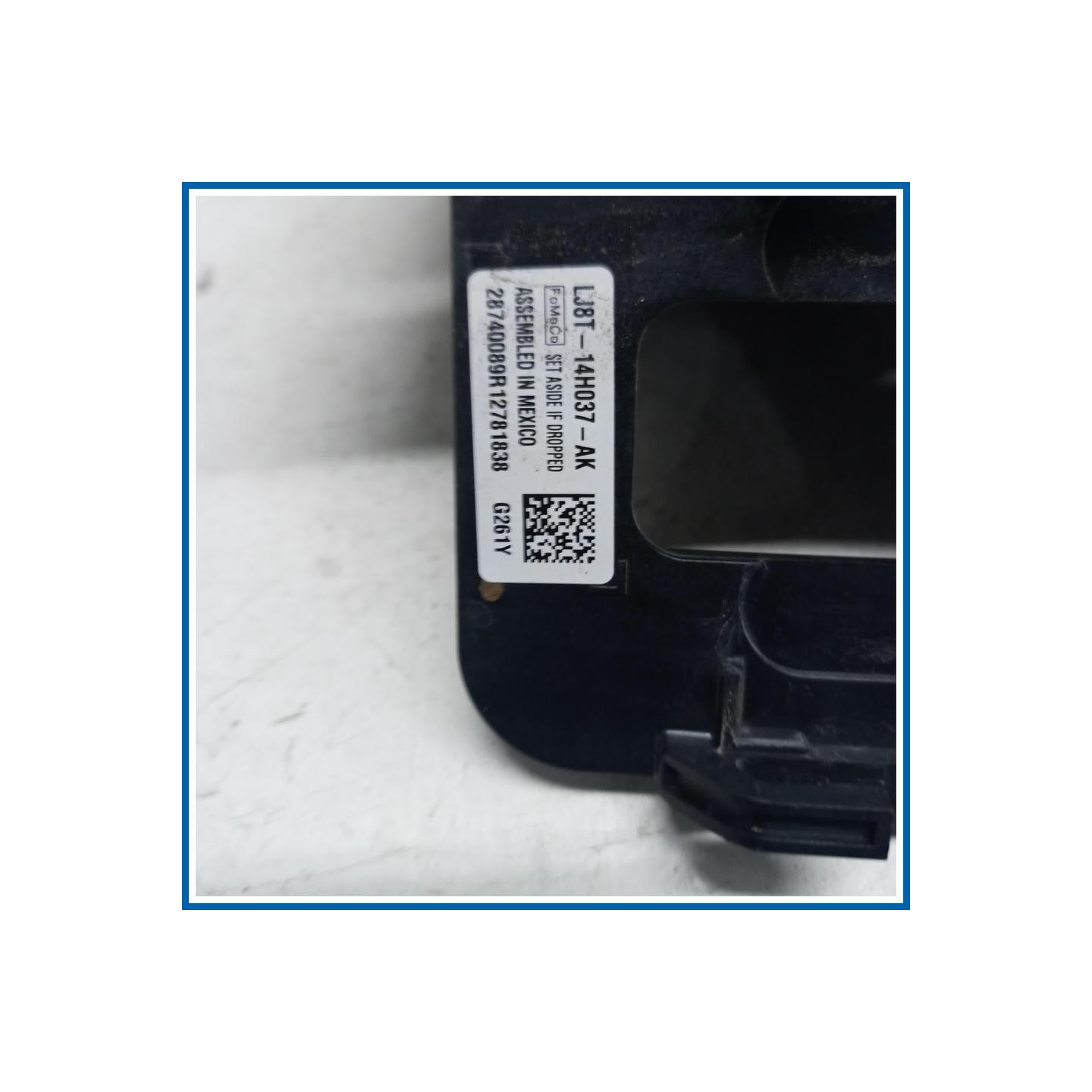 STAFFA SUPPORTO DEL MODULODI CONTROLLODEL PUNTO CIECO SX  FORD Mustang Mach-E