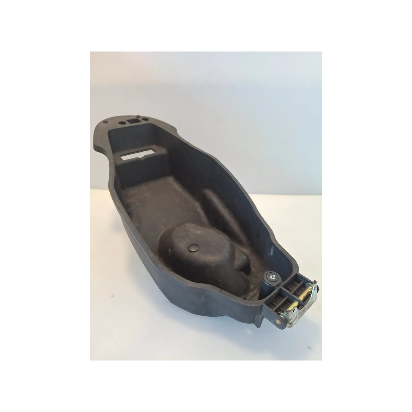 Vano porta casco Malaguti Ciak 200 Ciak Master 200 
