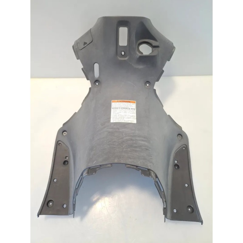 Carenatura anteriore parte interno Suzuki UC 150 Epicuro UC 150 Epicuro 