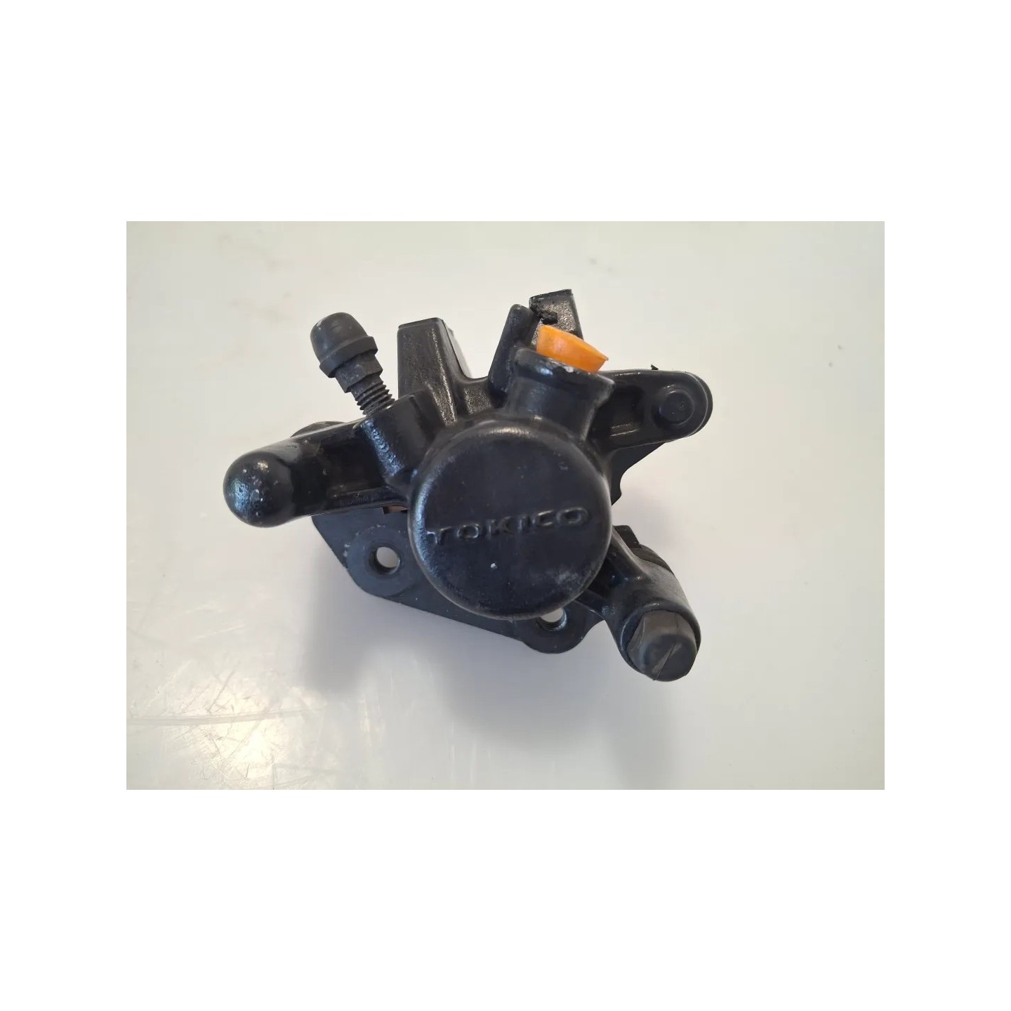 Pinza freno anteriore completo Suzuki UC 150 Epicuro UC 150 Epicuro