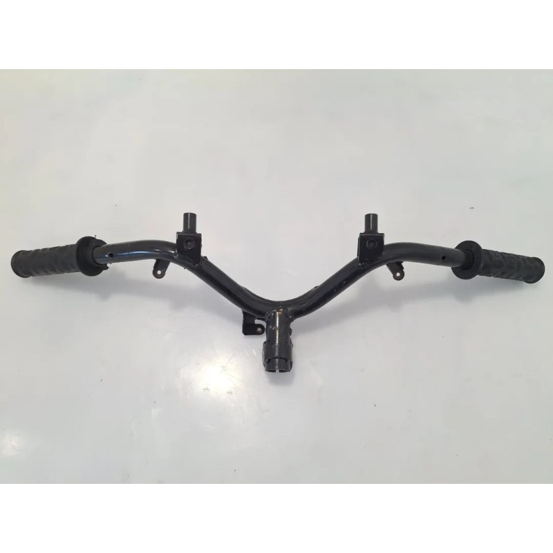 Manubrio Aprilia Scarabeo 50 2T (03-) Scarabeo 50 2T 
