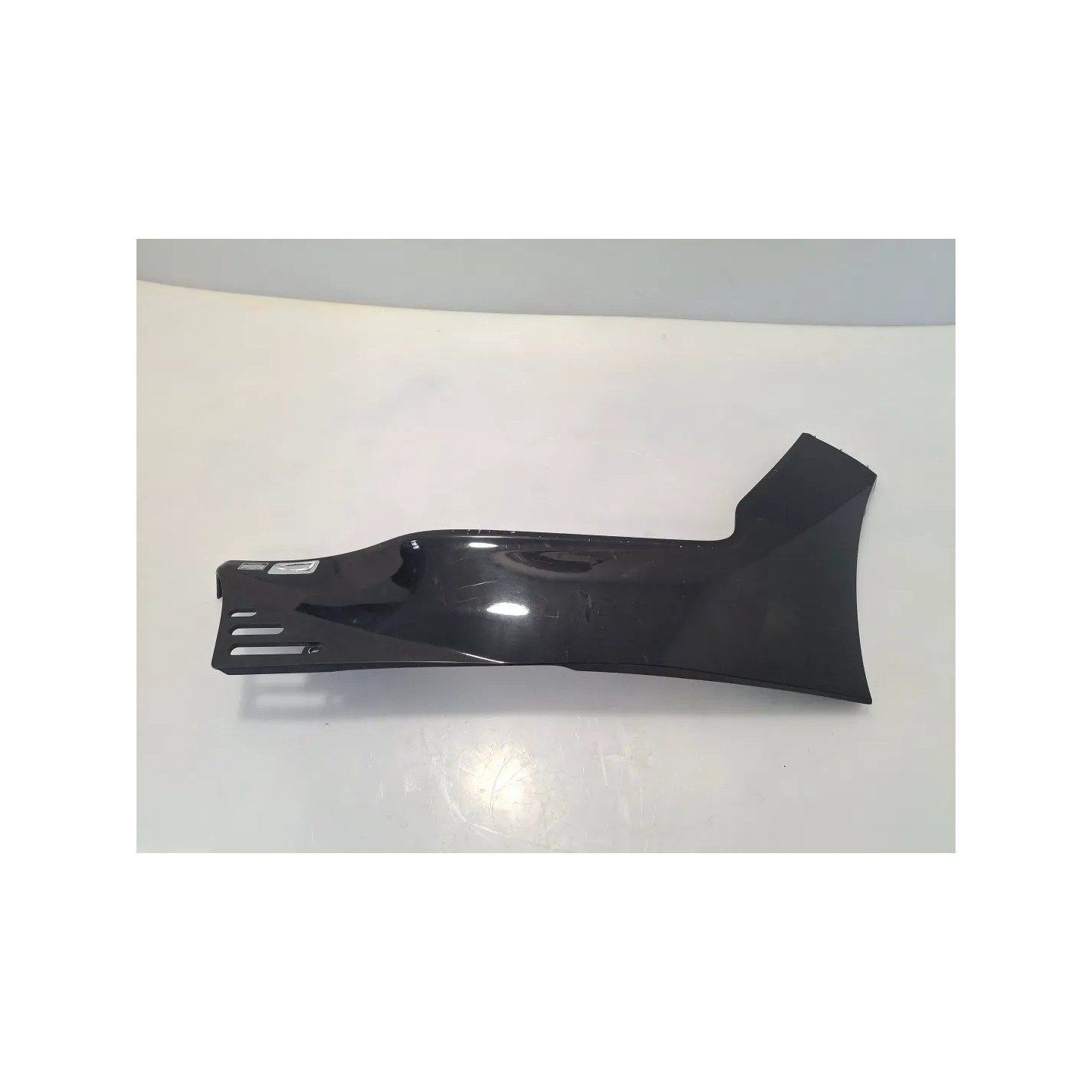 Carenatura laterale sottopavimento Kymco Xciting 500i Xciting 500i R Destro