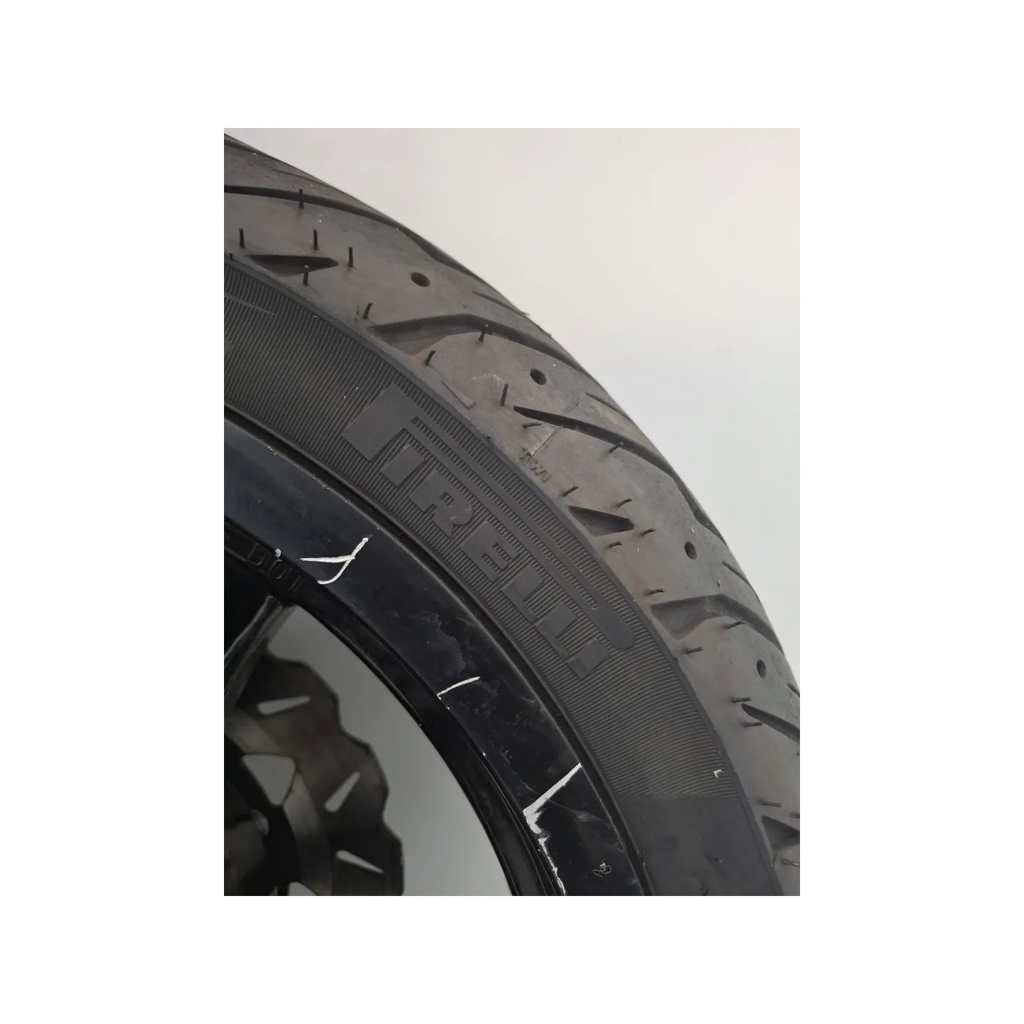 Ruota/cerchio anteriore con cuscinetti Kymco Xciting 500i Xciting 500i R 