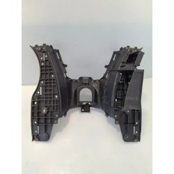 Pavimento appoggiapiedi Suzuki UH Burgman 200 (E3) (06-14) Burgman 200 