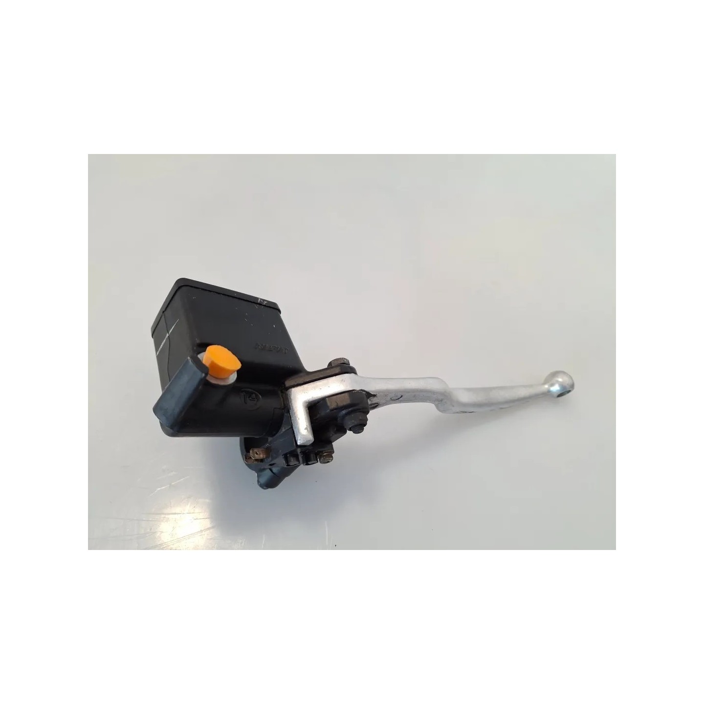 Pompa con serbatoio liquido freni posteriore Suzuki UH Burgman 200 (E3) (06-14) Burgman 200 