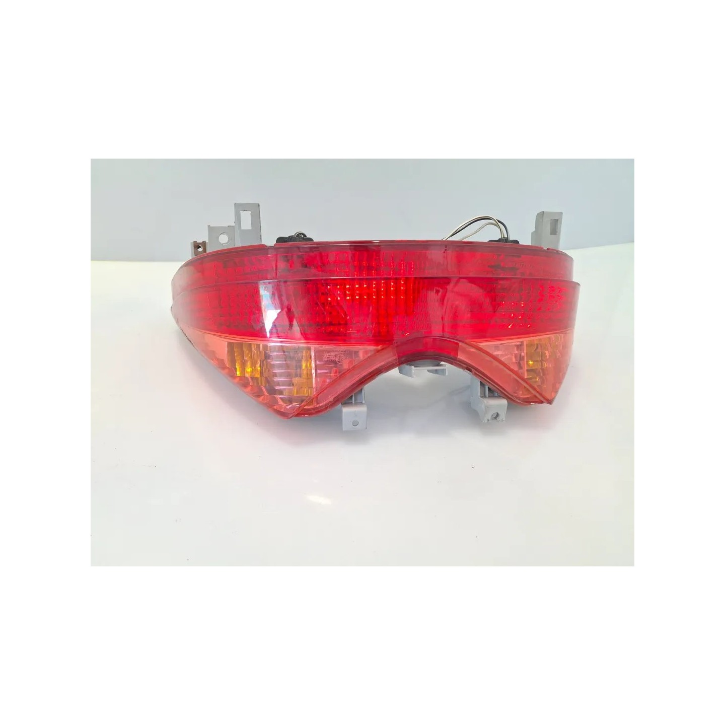 Fanale posteriore Suzuki UH Burgman 200 (E3) (06-14) Burgman 200 