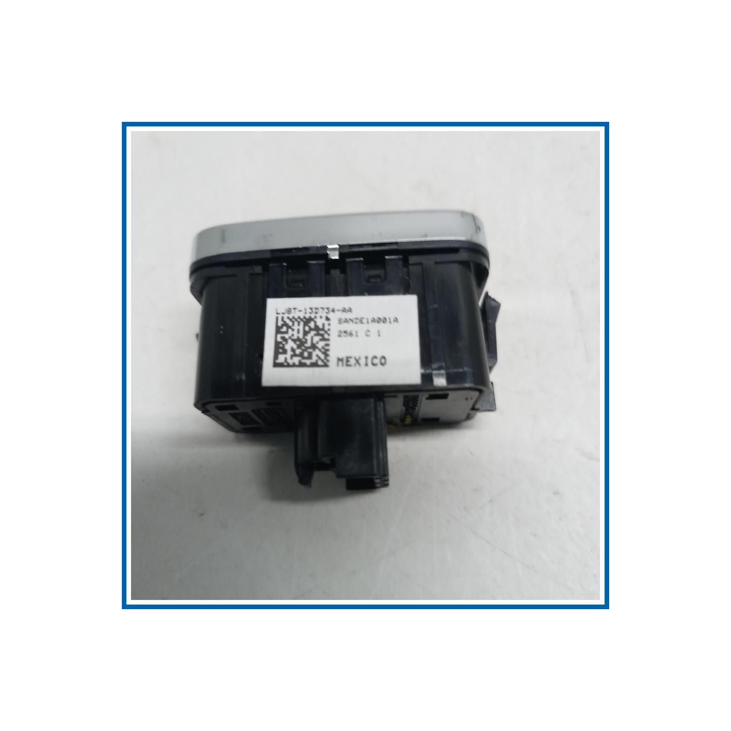 Interruttore impianto lampadina emergenza FORD Mustang Mach-E