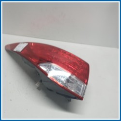 Fanale est. post. sx. HYUNDAI i40 CW