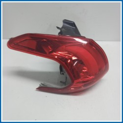 Fanale est. post. sx. PEUGEOT 2008 I