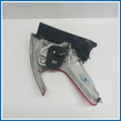 Fanale est. post. sx. PEUGEOT 2008 I