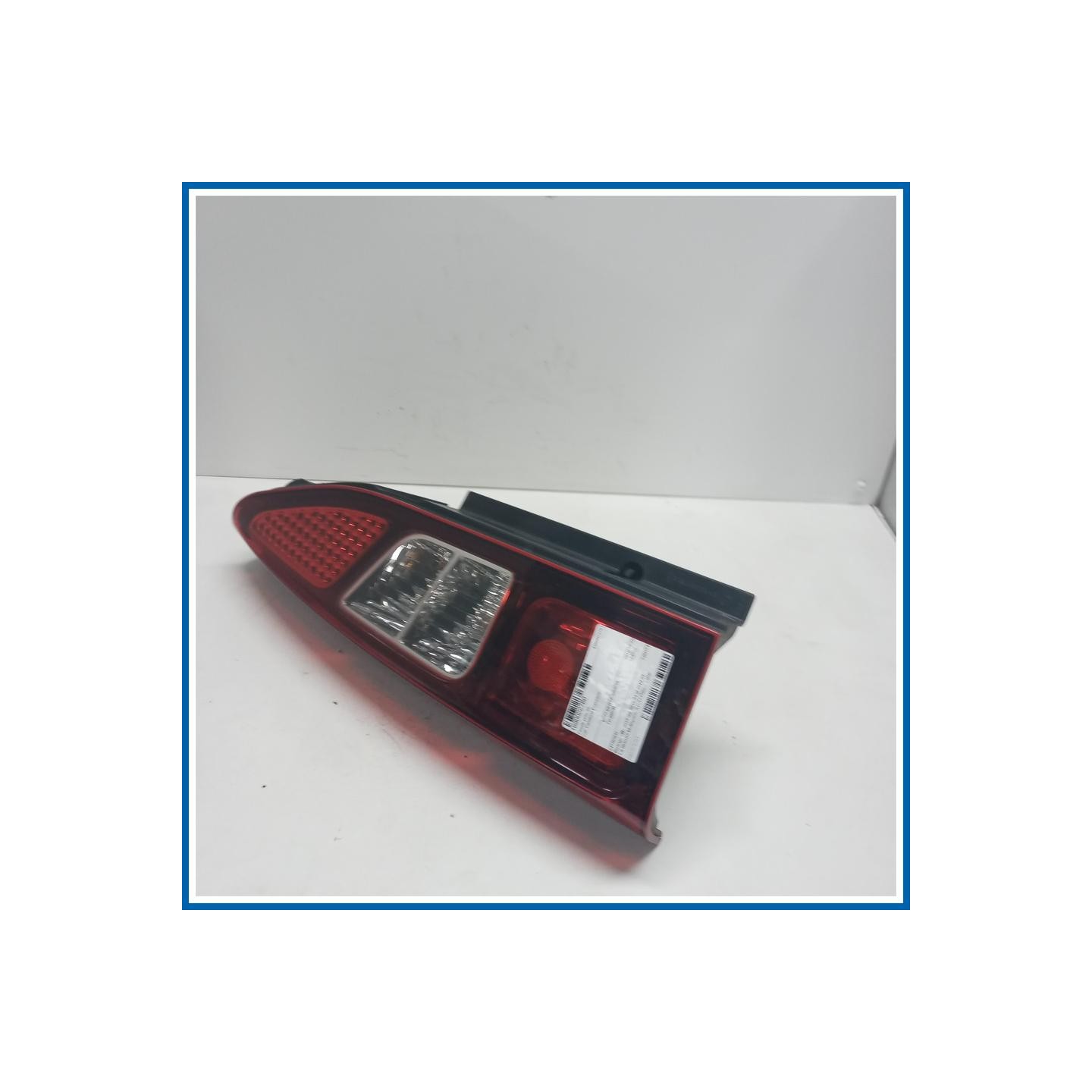 Fanale post. sx. CITROEN Berlingo III