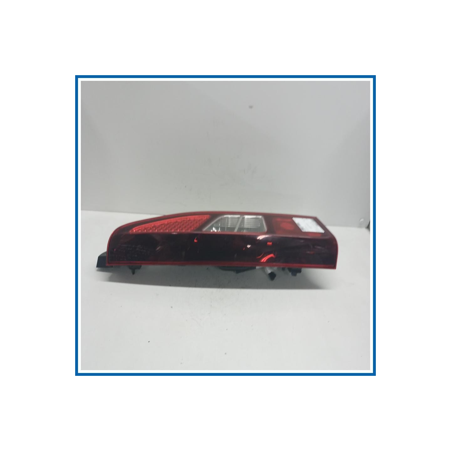 Fanale post. sx. CITROEN Berlingo III