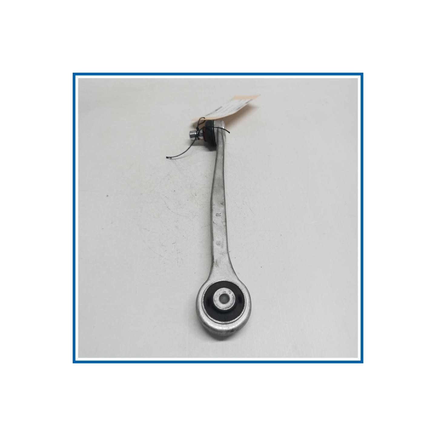 braccio trasversale superiore DX anteriore AUDI A4 8K5 Avant