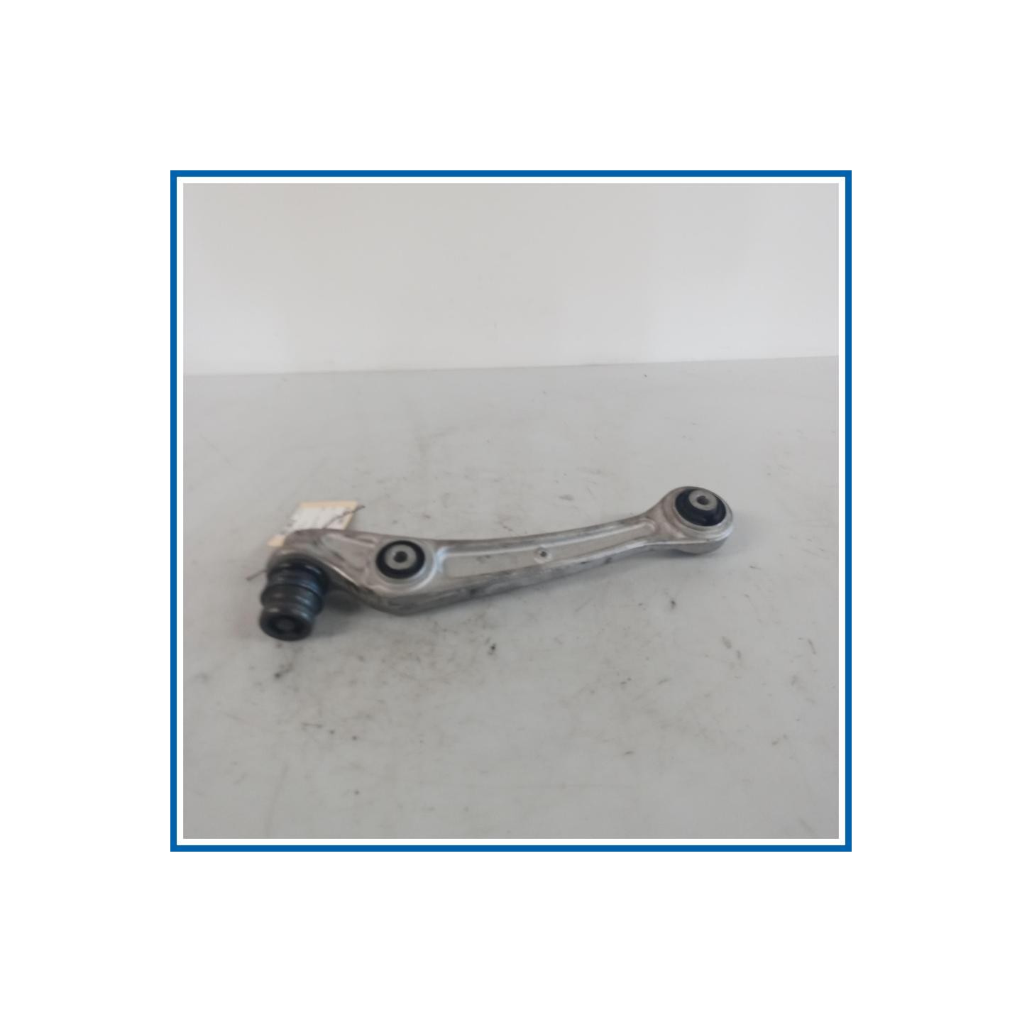 Braccio di supporto inf SX AUDI A4 8K5 Avant