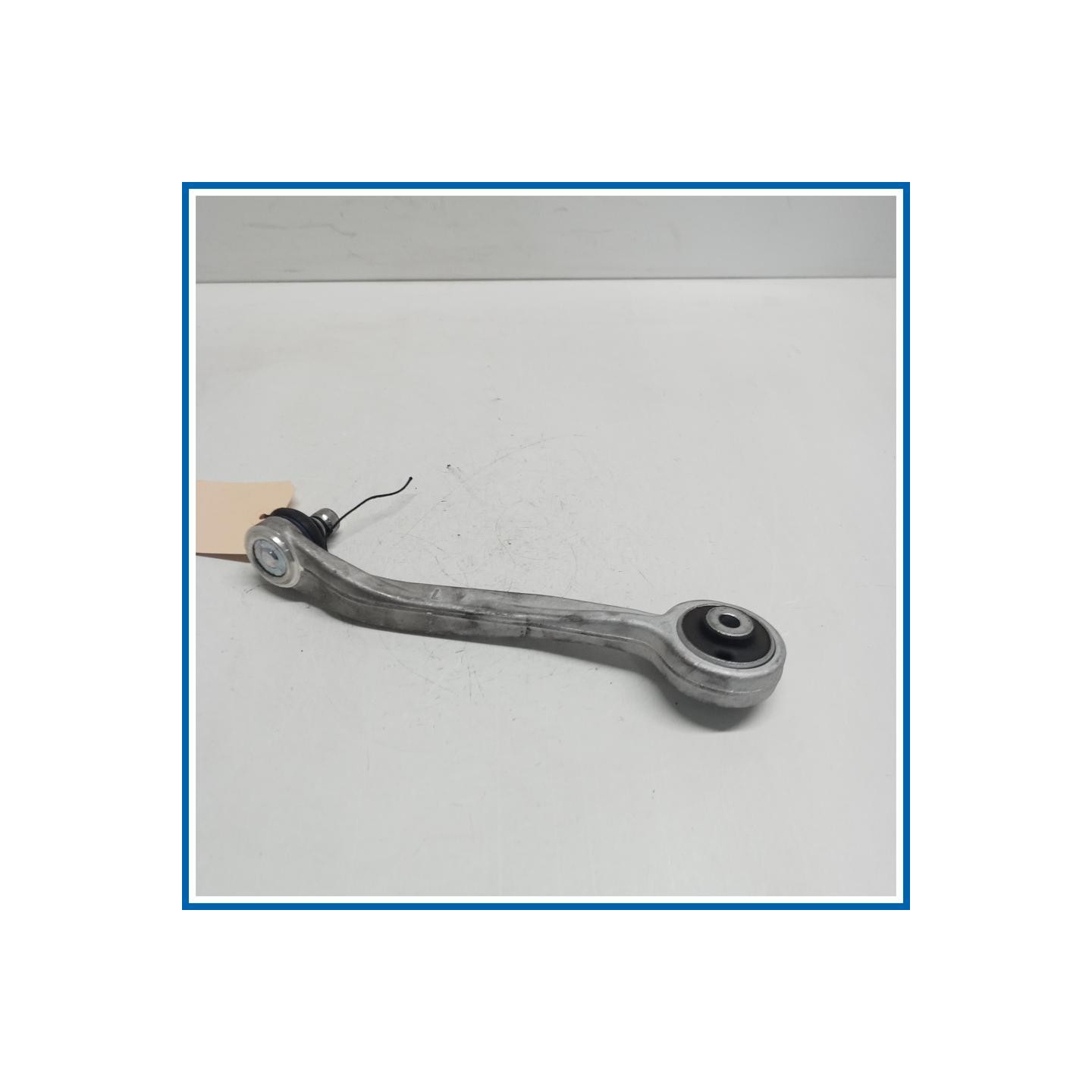 braccio trasversale superiore SX posteriore AUDI A4 8K5 Avant