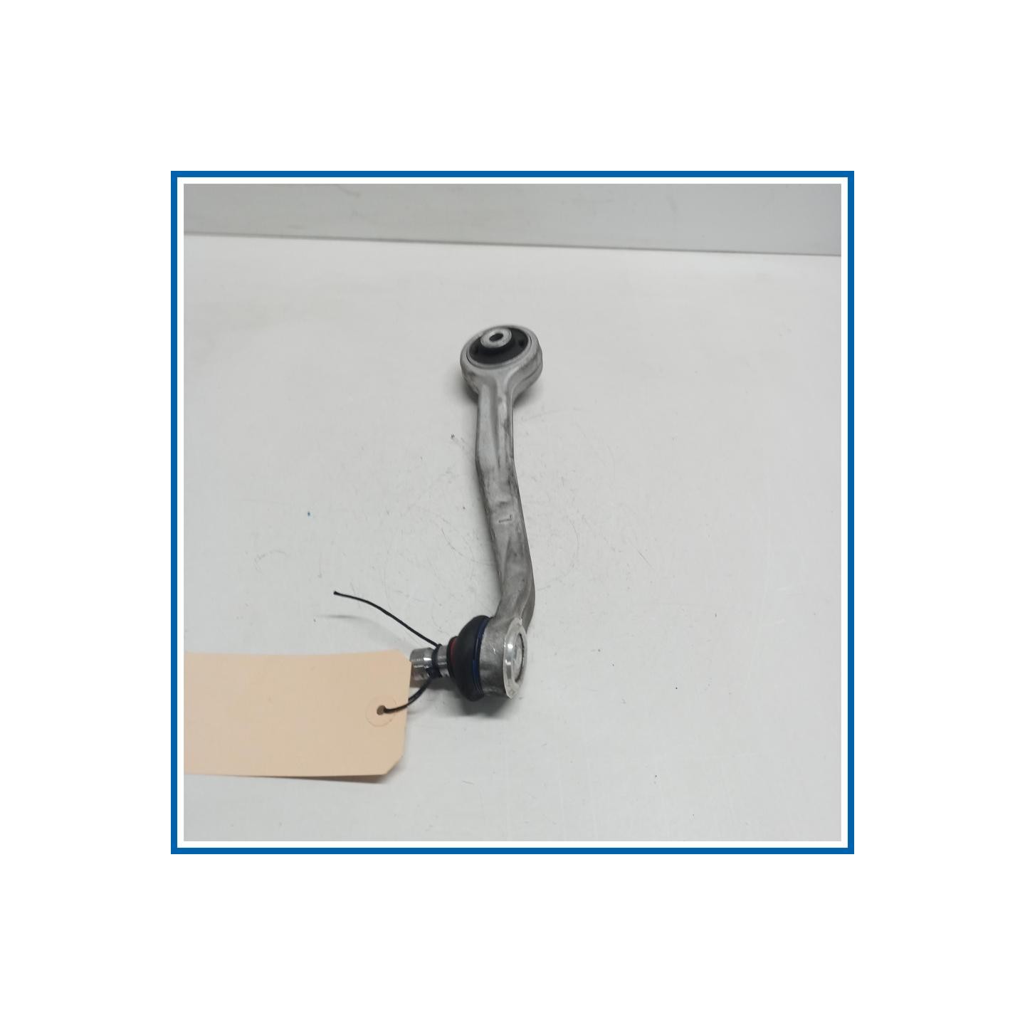 braccio trasversale superiore SX posteriore AUDI A4 8K5 Avant