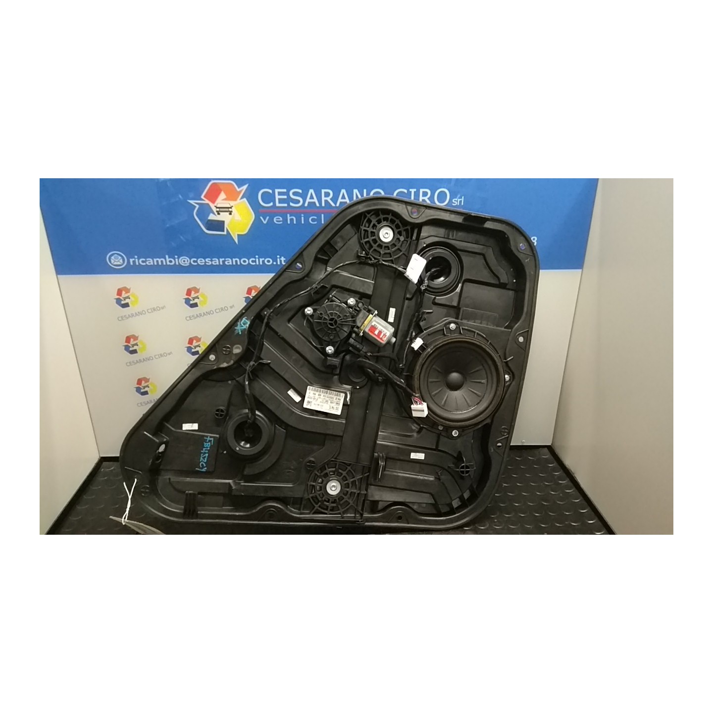 ALZACRISTALLO ELETTR. PORTA POST. DX. 063 HYUNDAI TUCSON (07/15-12/18) D4HA 83481D7000