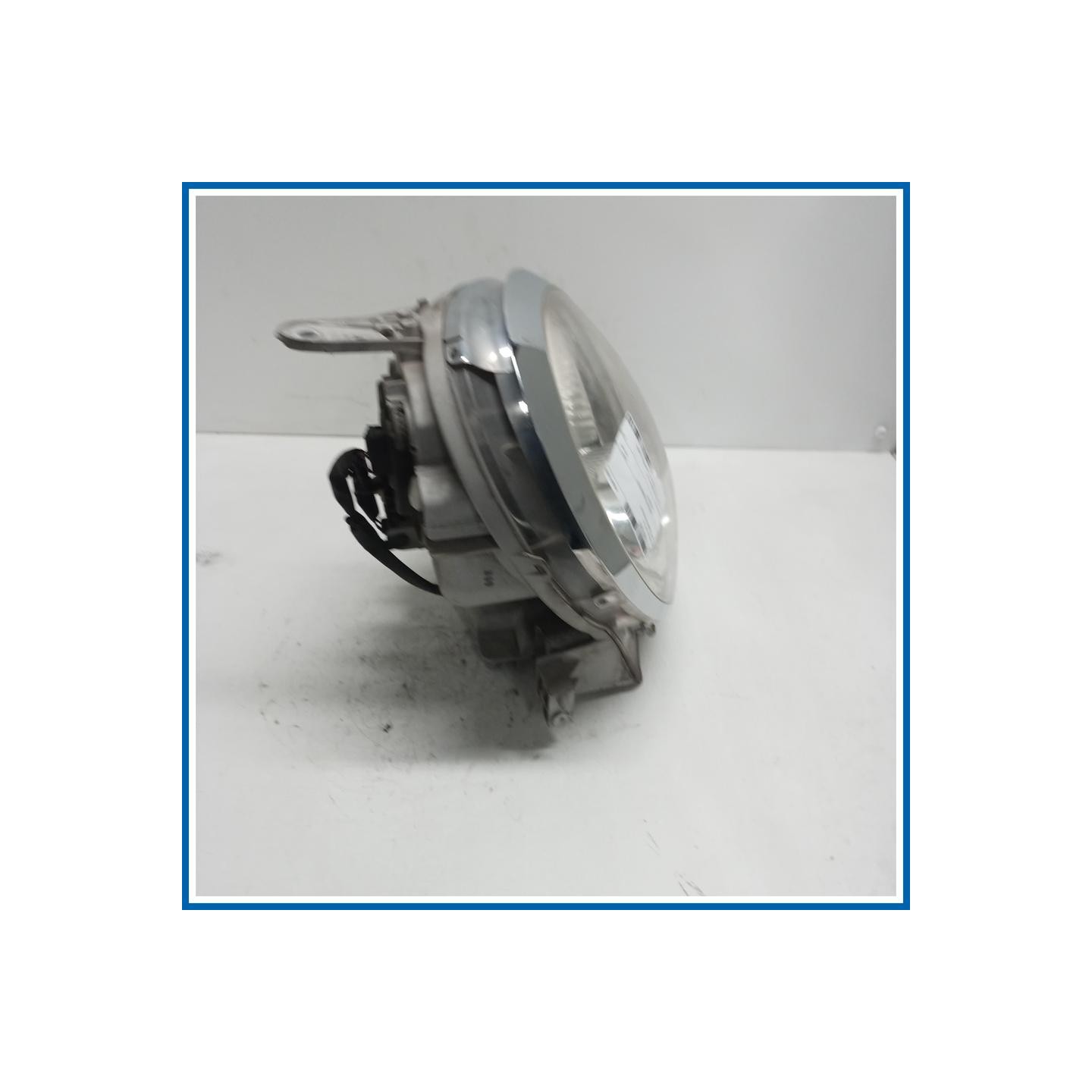 Proiettore ant. dx. DAIHATSU Trevis