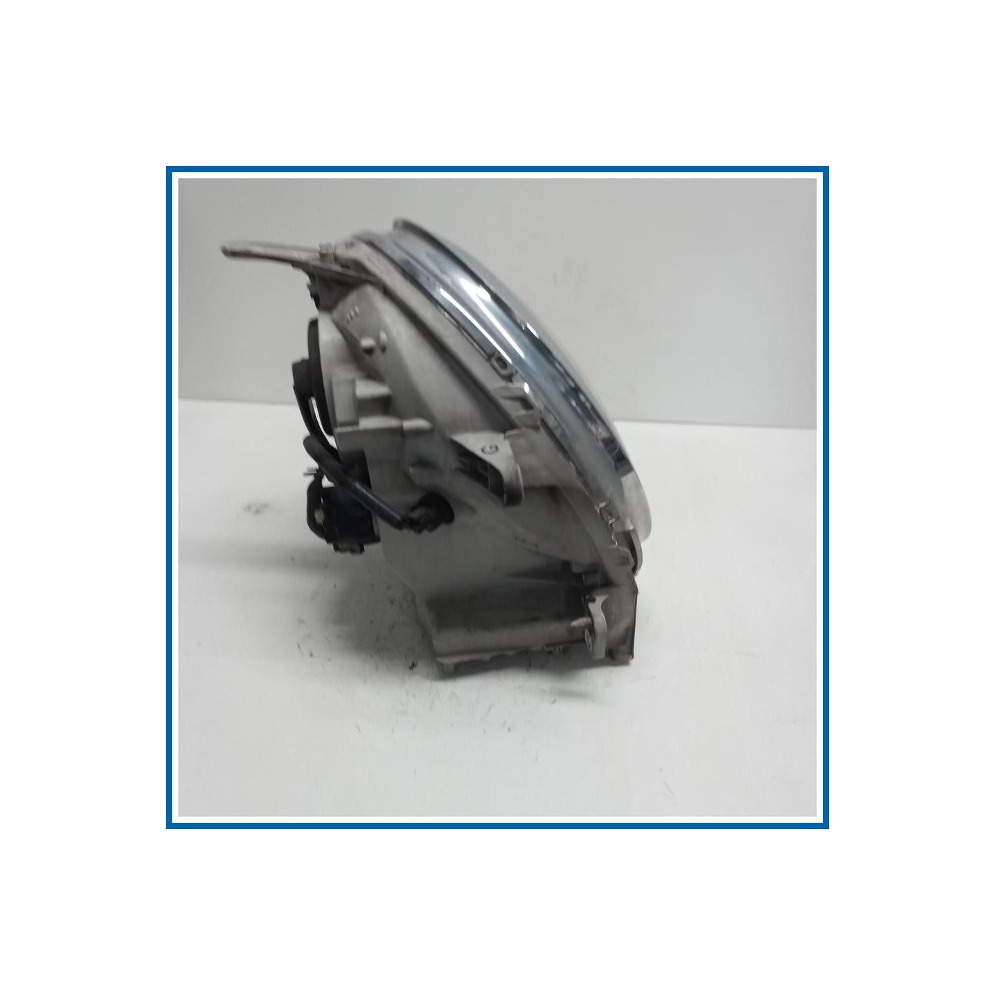 Proiettore ant. sx. DAIHATSU Trevis